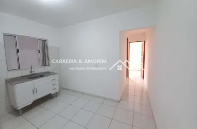 Alugo casa com 02 cômodos grandes no jardim germânia próximo ao terminal cpelinha de onibus, shopping campo limpo - r$ 870,00
