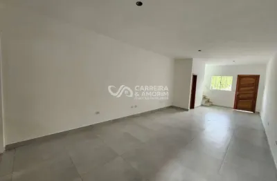 Casa a venda, sobrado, 03 dormitórios, suíte, 03 vagas de garagem, quintal, capão redondo, novo.