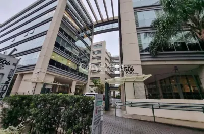 Excelente sala comercial a venda, 72 m² toda reformada, próximo ao shopping jardim sul, morumbi town - centro empresarial jarim sul - vila andrade.