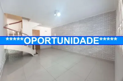 Casa a venda, sobrado 2 dormitórios, sala, cozinha, quintal e garagem. 900 metros metrô giovanni e terminal joão dias. vila das belezas.