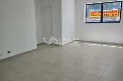 Alugo salão comércial com 33m², com vaga de garagem, ao lado do hospital campo limpo, vila maracanã, estrada de itapecerica, shopping campo limpo.