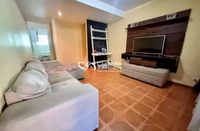 Casa a venda, sobrado 3 dormitórios, sala, cozinha, banheiro, sacada na frente, quintal e garagem coberta. jardim casablanca - jardim iracema.