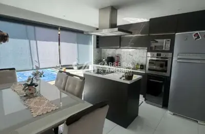 Venha conhecer essa espetacular casa de 3 quartos com 1 suíte, piscina na zona sul de são paulo, com 4 vagas de garagem, riviera paulista!