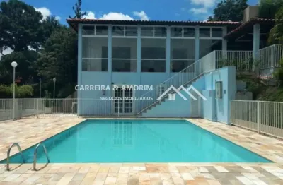 Casa a venda em condomínio, 3 dormitórios, suíte, sala 2 ambientes, sub solo com salão de festas e quintal, 3 vagas. estuda permuta por apartamento.