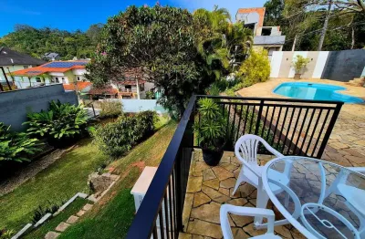 Casa com 4 quartos à venda na Cabeçudas, Itajaí 