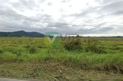 Terreno à venda no Escalvado, Navegantes 