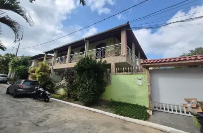 Oportunidade - casa com 04 quartos e 03 vagas em condomínio  na freguesia !