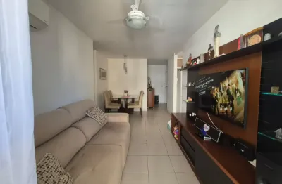 Oportunidade na freguesia - apartamento de 02 quartos na estrada dos três rios