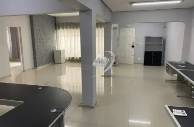 Casa comercial para alugar na Rua Votorantim, Barcelona, São Caetano do Sul por R$ 7.800