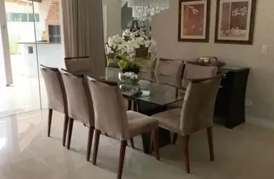 Casa com 4 quartos à venda no Parque Jamaica, Londrina 