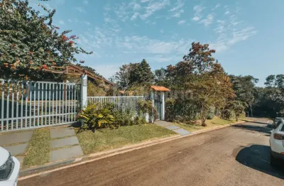Excelente casa no condomínio estancia cabral, com 4 dormitórios e 233,82m² de área construída