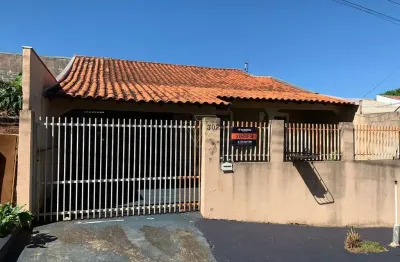 Casa térrea com churrasqueira na região norte de londrina: sua oportunidade de ter uma casa própria perto de tudo!