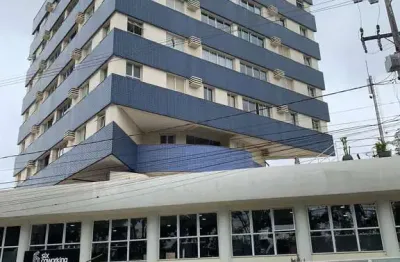 Apartamento estilo studio para locação em frente ao lago igapó!