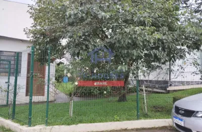 Maravilhoso terreno para quem quer investir em construção. ótima localização de frente para a deros
