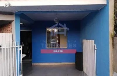 Linda casa à venda, em piraquara, próximo de comércios,  sendo 2 quartos arejados.. vila santa mari