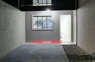 Maravilhoso sobrado ótima localização no sítio cercado. contendo 2 quartos + sacada.