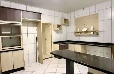 Casa com 2 quartos à venda na Rua Professor Eunaldo Verdi, 128, Jardim Sofia, Joinville