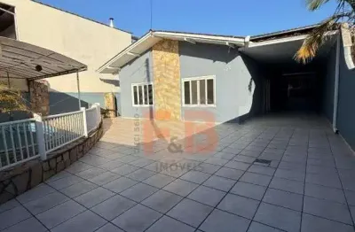 Casa com 3 quartos à venda na Rua Professor Eunaldo Verdi, 128, Jardim Sofia, Joinville