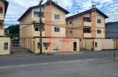 Apartamento no iririú com 2 quartos para locação, 61 m²