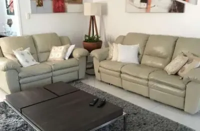 Casa para Venda em São Bernardo do Campo, Rio Grande, 4 dormitórios, 2 suítes, 3 banheiros, 5 vagas