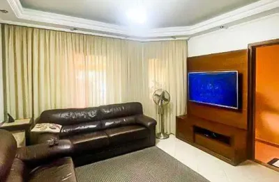 Sobrado para Venda em São Caetano do Sul, Nova Gerty, 4 dormitórios, 1 suíte, 2 banheiros, 4 vagas