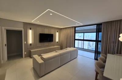 Apartamento com 4 quartos para alugar no Centro, Balneário Camboriú 