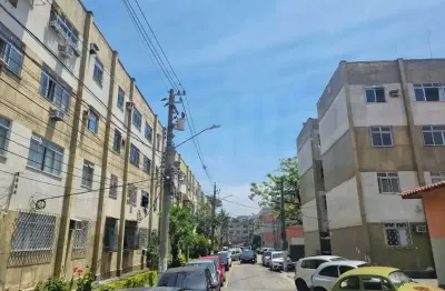 Apartamento com 2 quartos para alugar na avenida geremário dantas, pechincha, rio de janeiro, 52 m2 por r$ 900