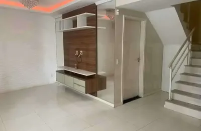 Casa em condomínio fechado com 4 quartos para alugar na Rua Professor Henrique Costa, Pechincha, Rio de Janeiro