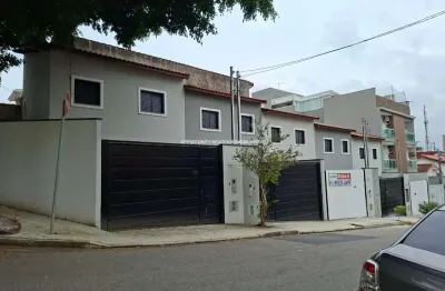 Casa com 2 quartos para alugar na Rua Marechal Floriano, 70, Vila Gilda, Santo André por R$ 3.500