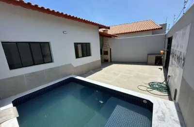 Casa para Venda em Mongaguá, Agenor de Campos, 2 dormitórios, 1 suíte, 1 banheiro, 2 vagas