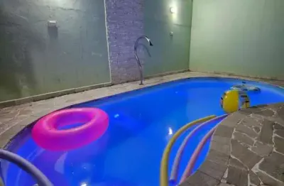 Casa para Venda em Itanhaém, Jamaica (Praia), 3 dormitórios, 1 suíte, 1 banheiro, 3 vagas