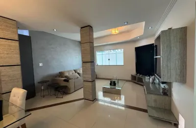 Casa com 2 quartos para alugar na Avenida Mário Ypiranga, 890, Adrianópolis, Manaus