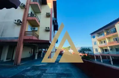 Vende-se apartamento com 2 quartos e uma área de lazer completa no parque 10