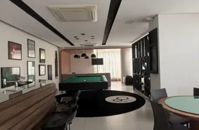 Compre magnífico APTO alto padrão com explendias 5 suítes master e área gourmet completa no Teresina 275