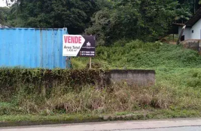 Terreno à venda na Rua das Hortências, 913, São Marcos, Joinville