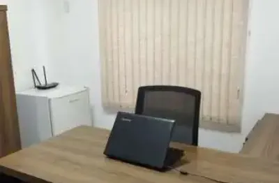 Sala comercial para alugar na Rua Catarina Meira dos Santos, 654, Barreiros, São José