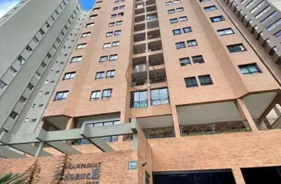 Cobertura duplex com 2 suítes  2 vagas à venda no bigorrilho.