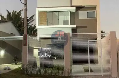 Sobrado triplex com terraço descoberto a venda no bairro alto