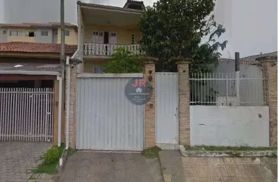 Sobrado 2 quartos sendo 1 suite co hidromassagem, 2 vagas de garagem a venda no alto tarumã- pinhais.