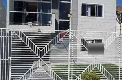 Sobrado frente para rua à venda no bairro campo comprido em curitiba