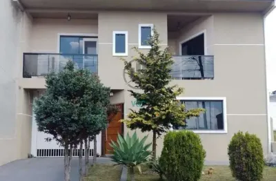 Sobrado triplex 2 quartos à venda no bairro umbará.