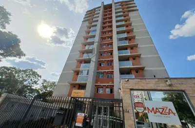 Apartamento novo, com 2 quartos sendo um deles uma suíte com closet e sacada
