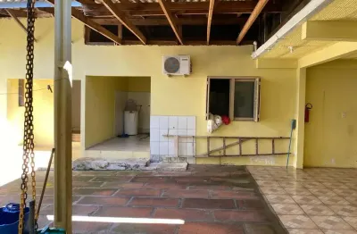 Casa com 7 quartos à venda na platão, 49, duque de caxias, são leopoldo por r$ 247.000