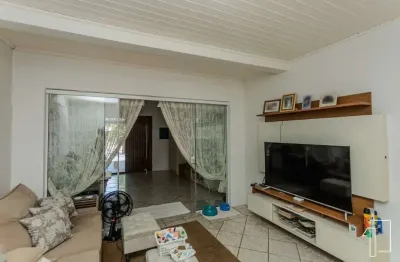 Casa com 1 quarto à venda na rua josé luiz schroeder, 54, rio branco, são leopoldo por r$ 532.000
