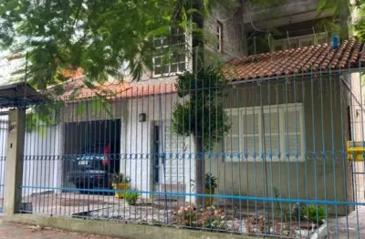 Casa com 3 quartos à venda na rua regina mundi, 401, cristo rei, são leopoldo por r$ 920.000