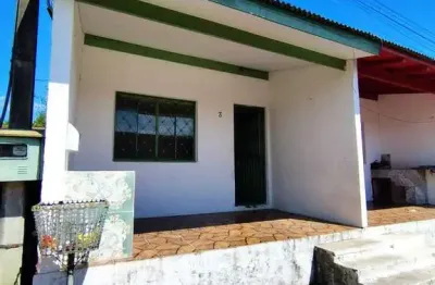 Casa com 2 quartos para alugar no feitoria, são leopoldo , 55 m2 por r$ 1.000
