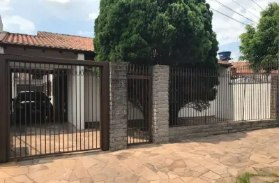 Casa com 3 quartos à venda na rua paraná, 68, parque amador, esteio por r$ 900.000