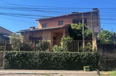 Casa com 4 quartos à venda na Rua Senador Salgado Filho, 0698, Centro, Esteio por R$ 750.000