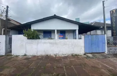 Casa com 2 quartos para alugar no Centro, Esteio , 65 m2 por R$ 1.000