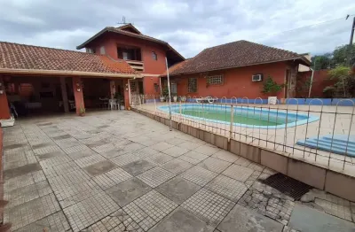 Casa com 4 quartos à venda na rua dois amigos, 350, primor, sapucaia do sul por r$ 850.000